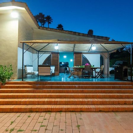 Villa Mary Fontane Bianche Luaran gambar